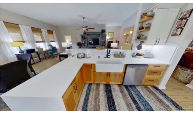 409 Carrick Ct