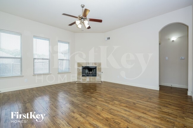 Photo - 1223 Jewel Ln