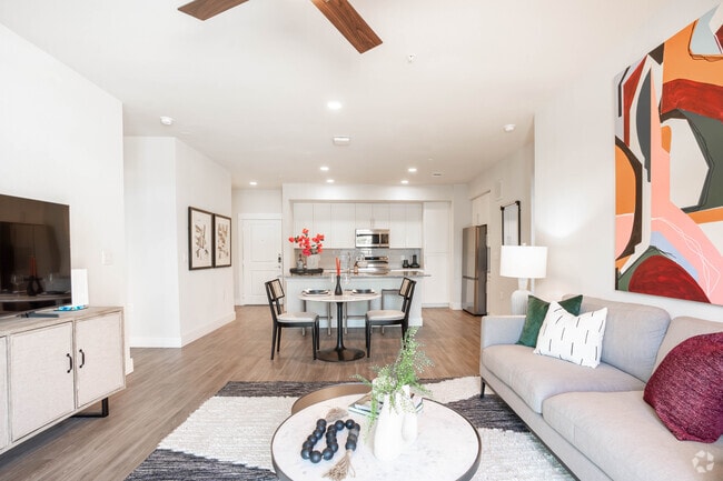 2BR, 2BA - 1098SF - Living Room - Broadstone EADO