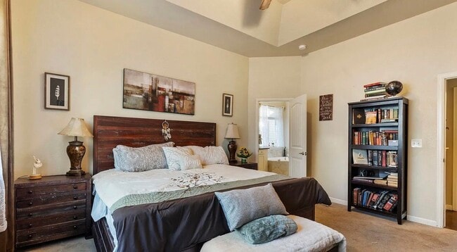 Photo - 882 Jenny Ln