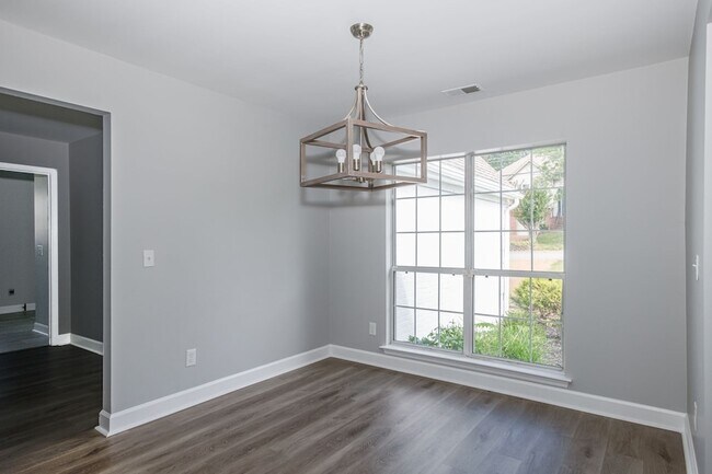 Photo - 1449 Brighton Cir