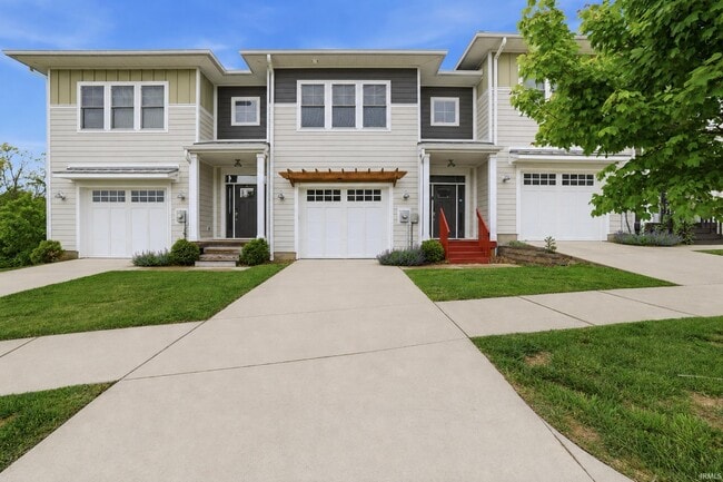 Building Photo - 4315 N Cypress Ln