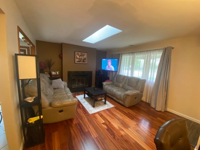 Photo - 1748 Brookdale Rd