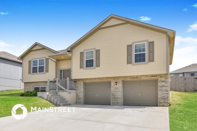 Photo - 1309 NW High View Dr