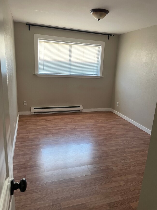 Photo - 2020 Grant Ave S Unit K102