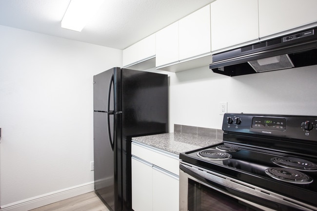 Photo - Brentwood Townhomes