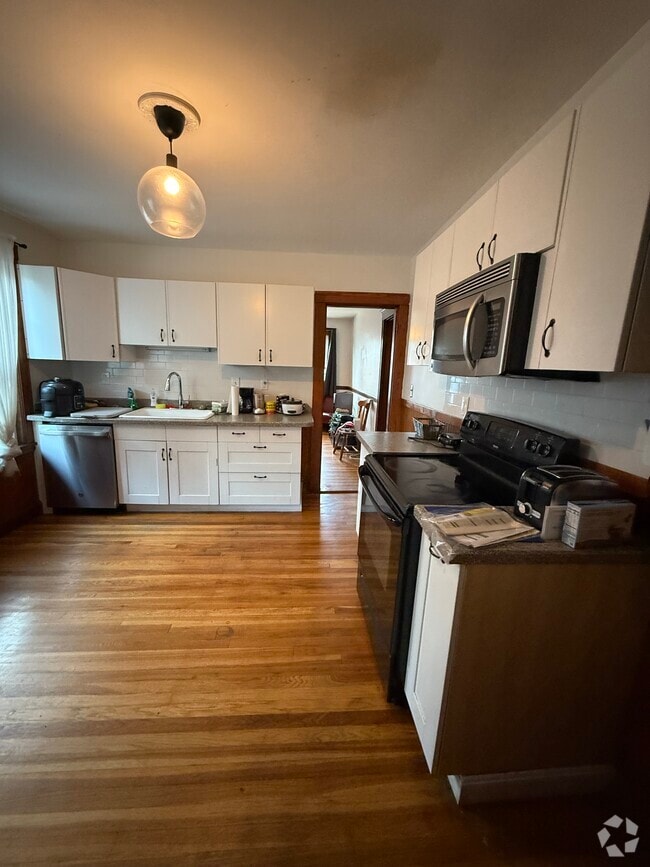 Building Photo - 68 Belden St Unit #2, Rental