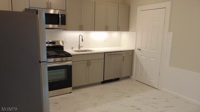 Photo - 26 Harrison St Unit 3