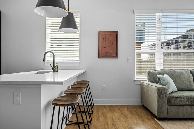 3302 W Gray St Unit SI ID1313893P