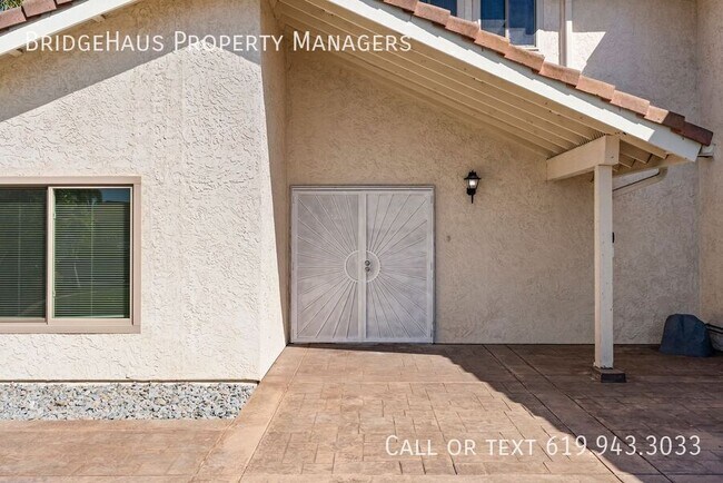 Photo - 1539 W Knapp Dr
