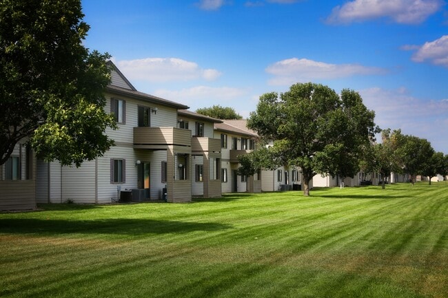 Autumn Park Apartments - Autumn Park Apartments