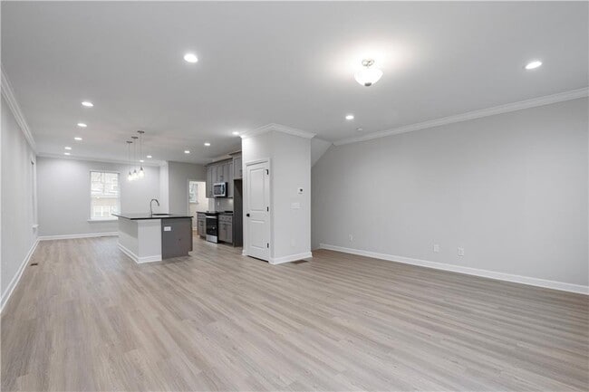 Building Photo - 1994 Main St NW