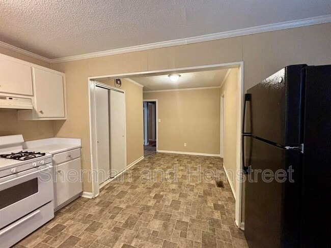 Photo - 3212 Sycamore Dr