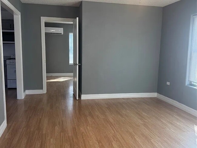 Photo - 1747 5th St Unit B