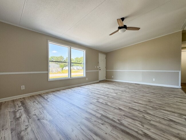 Photo - 4809 Backbay Rd