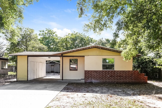 Building Photo - 1904 Shelton Rd