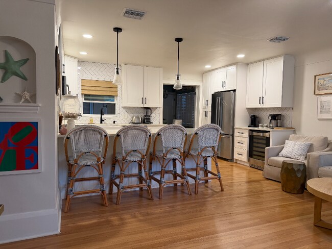 Photo - 234 24th Ave N