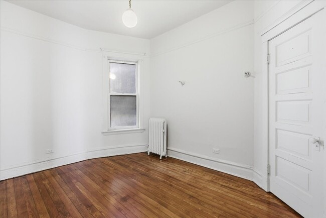 Photo - 2839 N Clark St Unit 3S