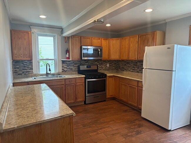 Photo - 90 Vernon St Unit 2