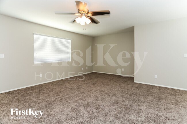 Photo - 3837 S Syracuse Dr