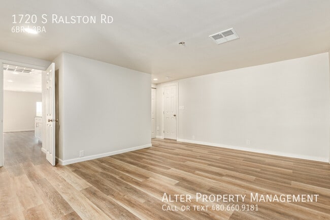 Photo - 1720 S Ralston Rd