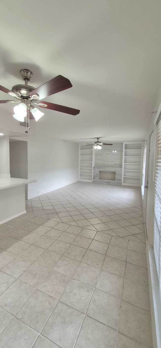 Photo - 5343 Richmond Ave Unit 11