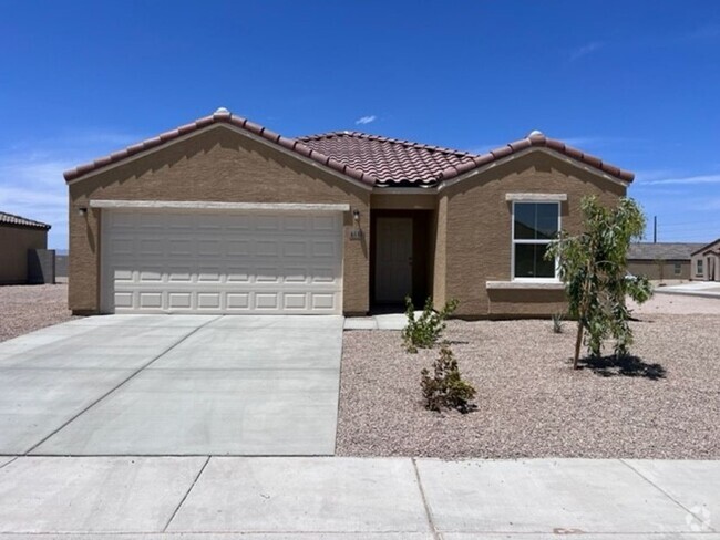 Building Photo - 4 BR NEW with  Huge front and rear fenced ... Rental