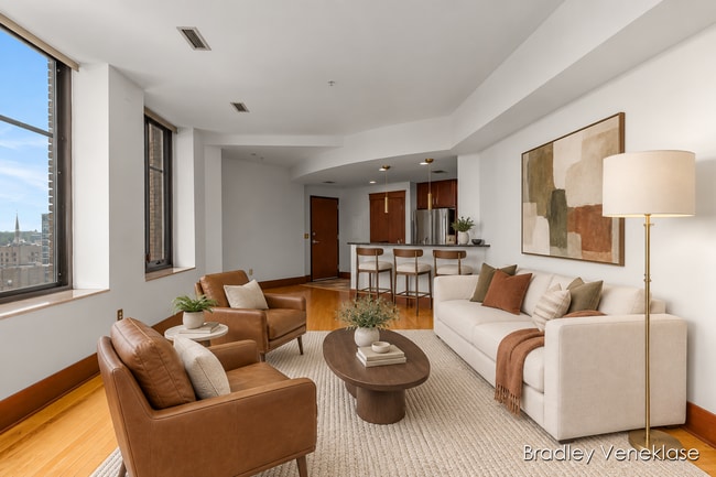 60 Monroe Center NW Unit 8D