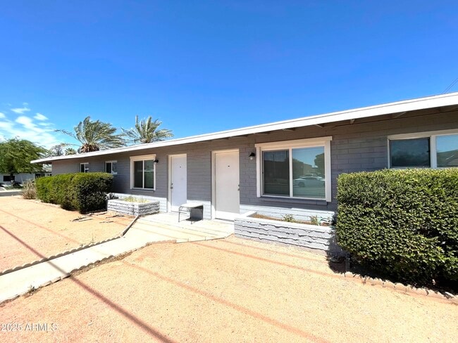 Building Photo - 6801 E Avalon Dr Rental