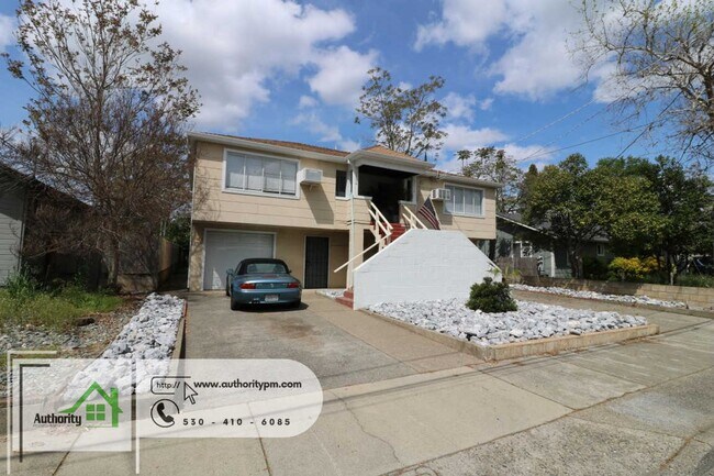 Photo - Leland Ave Unidad 2714