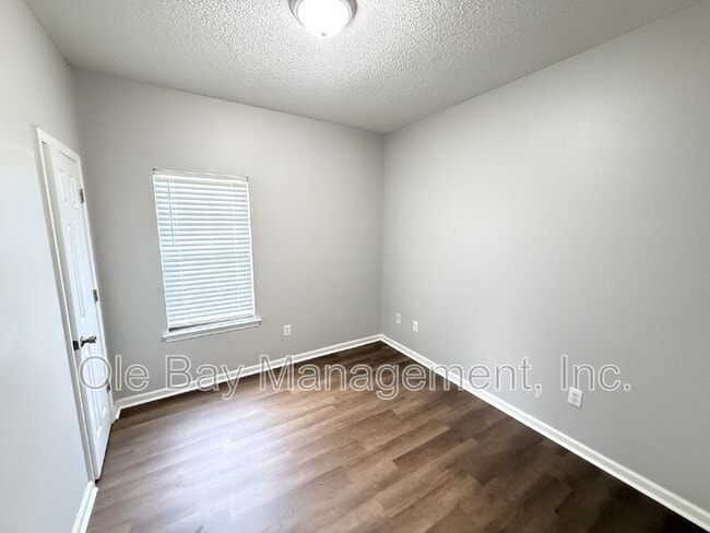 Photo - 3420 Fairfield Rd
