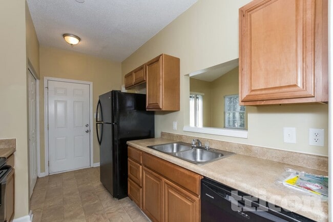 Photo - 8608 Quarry Rd