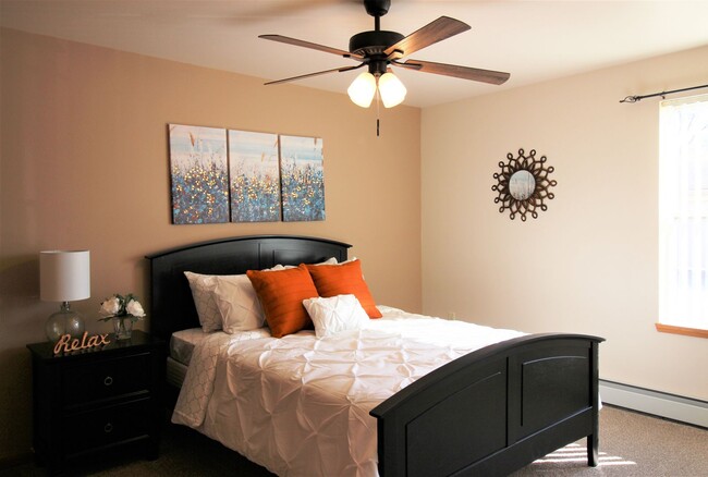 Photo - River View Apartments
