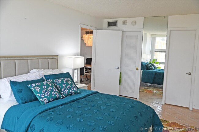 Photo - 525 N Ocean Blvd Unit 923
