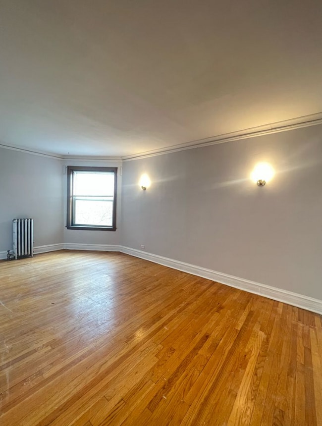 Building Photo - 4828 W Addison St Unit 4830-1N Rental