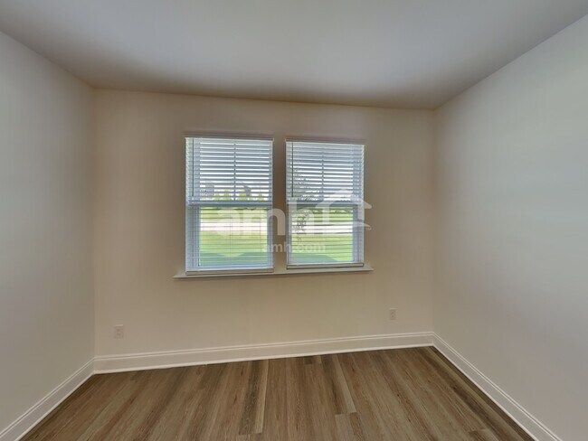 204 Argea Dr