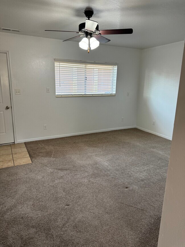 Photo - 430 N 1000 E Unidad 8