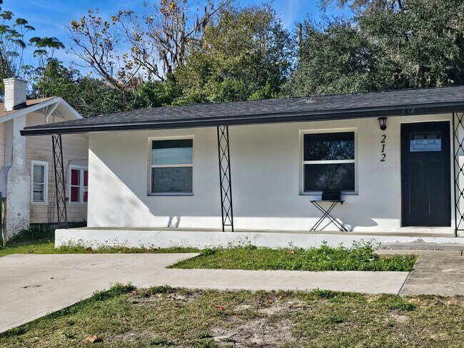 Photo - 2 Bedroom 1 Bath Duplex in Haines City
