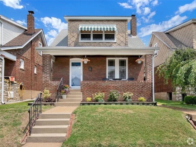 Building Photo - 6011 Arsenal St Rental