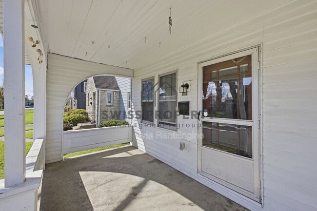 Photo - 417 S Huron Ave