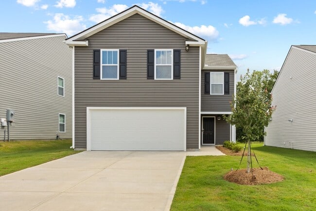 Building Photo - 215 Deskin Ln