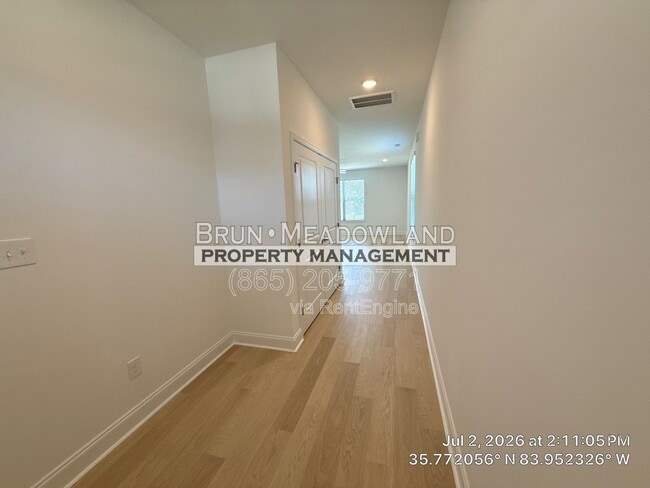 Photo - 1725 Bennett Vlg Dr