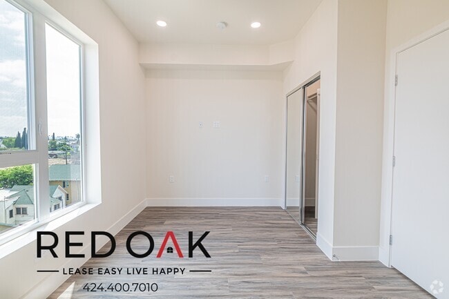 Building Photo - 1037 Dewey Ave Unit 307 Rental