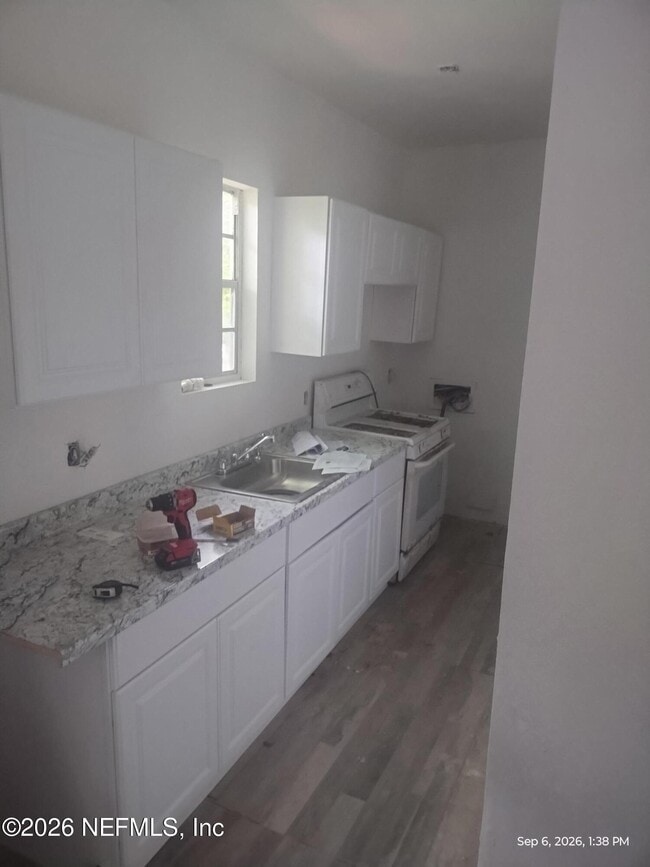 1339 Mt Herman St