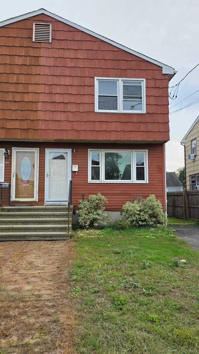 Photo - 104 Yacht St