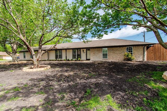 Photo - 16024 Plum Ln