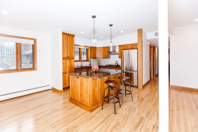 Photo - 527 Virginia Ave Unit 1