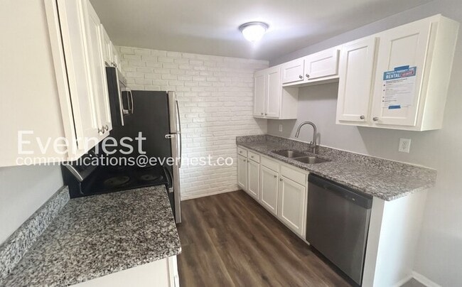 Photo - 5042 Bentler Dr