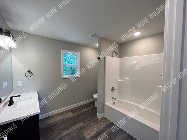 Photo - 60 Hilltop Rd