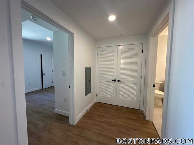 Photo - 199 Gardner St Unit 201